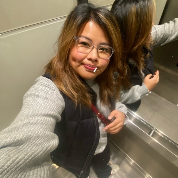 Meet your Posher, Patty - Picture 2 of 6